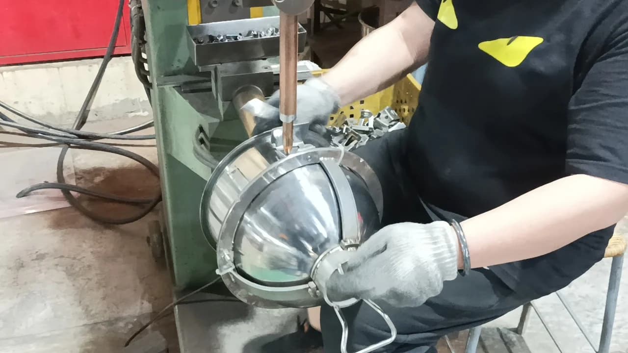 Stainless Steel Mixing Bowl — gallery photo 5