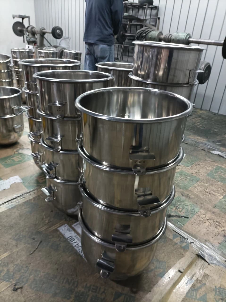 Stainless Steel Mixing Bowl — gallery photo 7