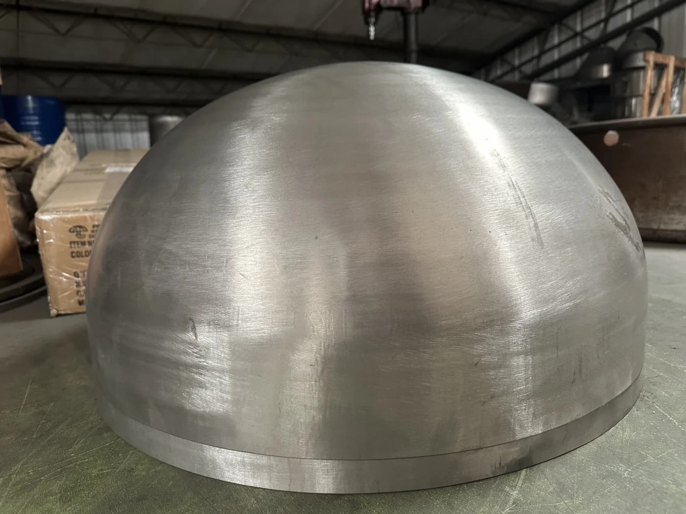 Hemispherical Stainless Steel Pot — gallery photo 2